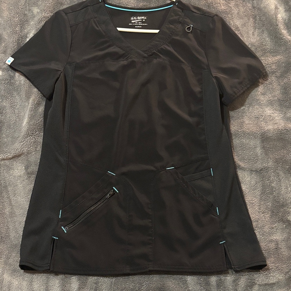 Scrubstar Black Short Sleeve V-Neck Top